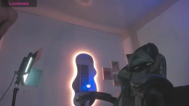 Senpai_Lover live sex cam