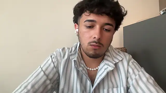 Gorillabutt1414's cam snapshot