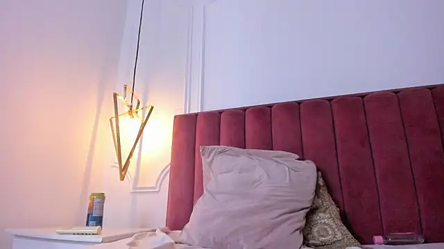 Tessa_Sinclaire's cam snapshot