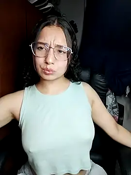 Gwen_Sweet's cam snapshot