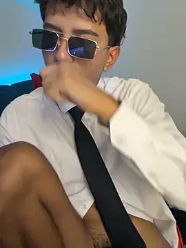 Leonarrrd_01 live sex cam