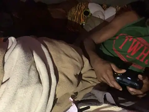 SlimeCrownzOut5 live sex cam