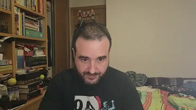 curiosillo83 live sex cam