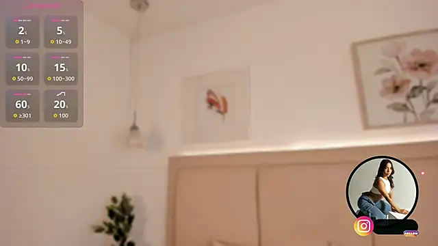 Ivana_Hall's cam snapshot