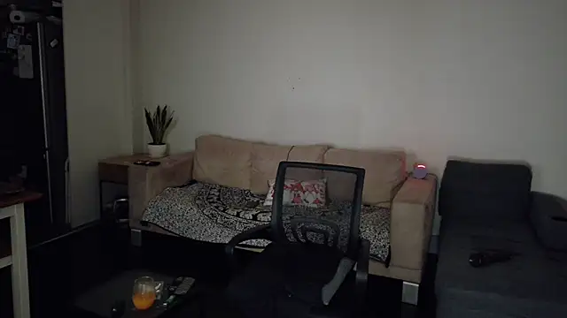 FreckleFaceBeauty's cam snapshot