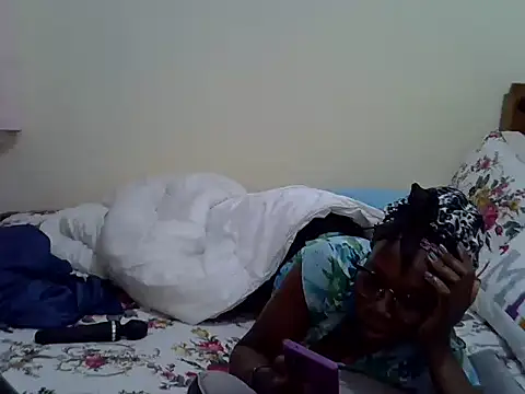 Sweet_Bear's cam snapshot