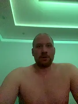 Krzysiekg123 live sex cam