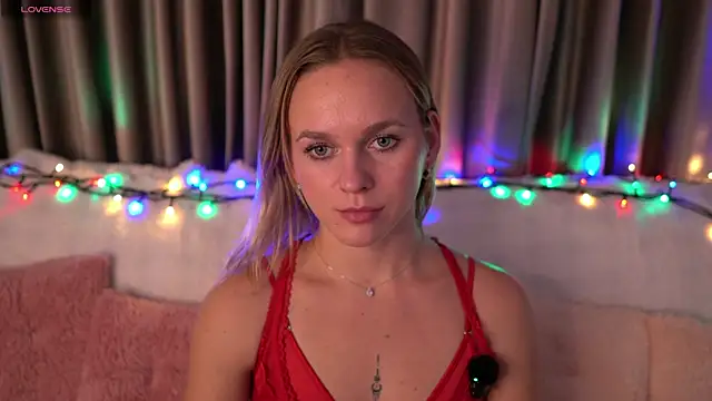 Ellis_Moonlite's cam snapshot