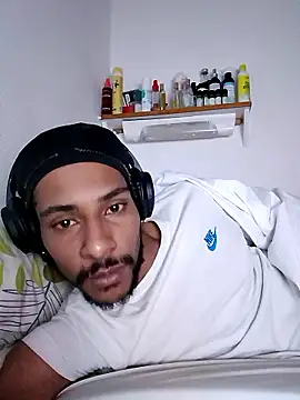 Mikaaa97 live sex cam