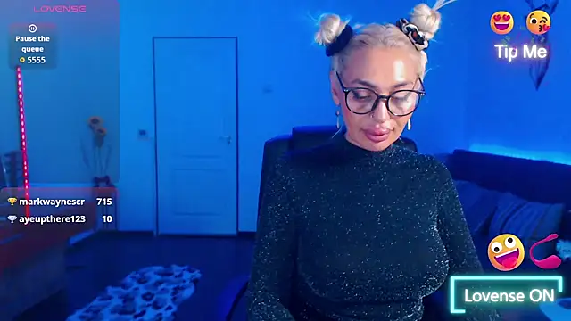 beauty_chl0e's cam snapshot