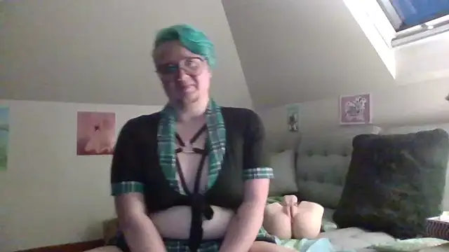 queerlyjaz live sex cam