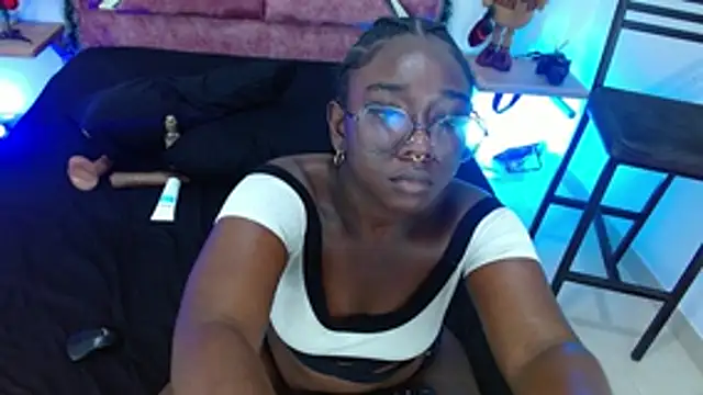 ZahhyGrey live sex cam