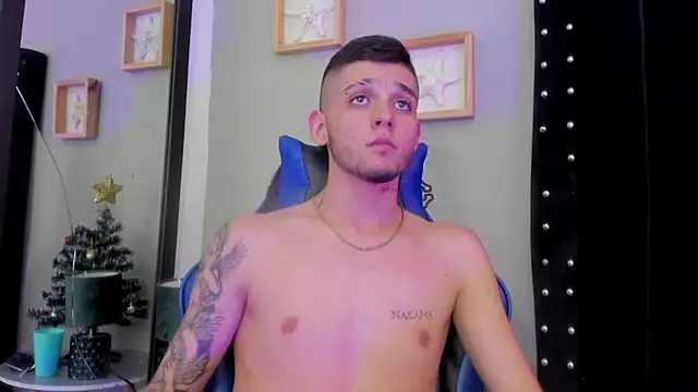 Mathewboy1's cam snapshot