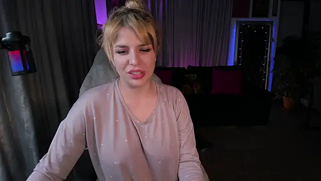 unicornsandboobs's cam snapshot