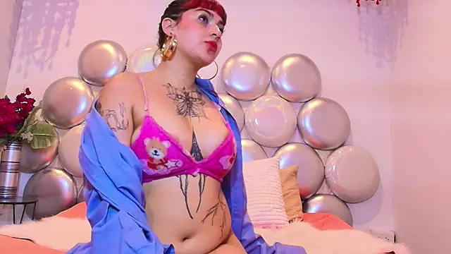 scarlett_venom_'s cam snapshot