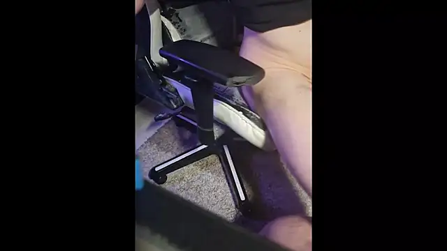 Intense_1337's cam snapshot