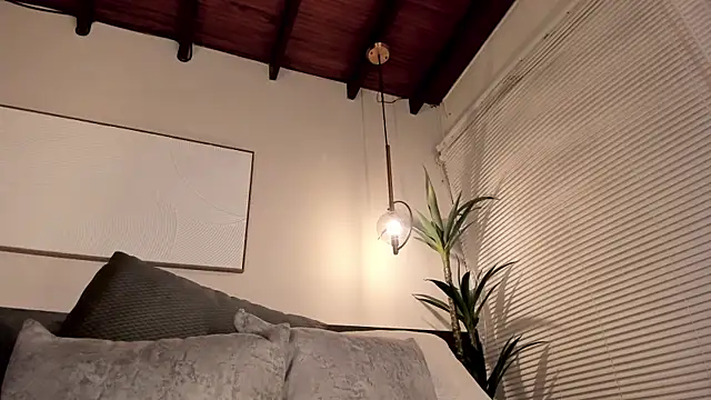 SophieBlake's cam snapshot