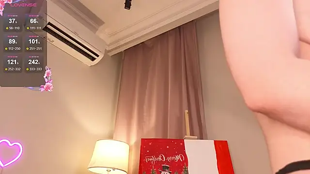 monarika's cam snapshot