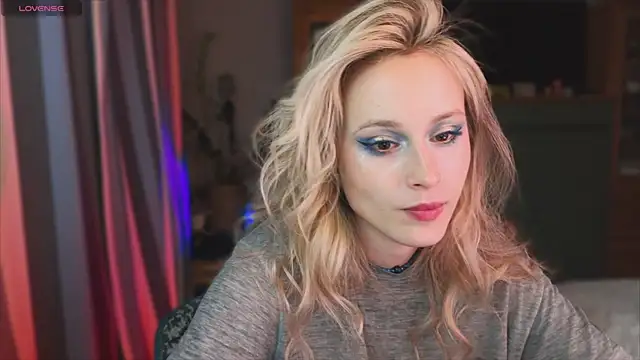 aviva_faith's cam snapshot