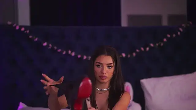 LalaRoze live sex cam