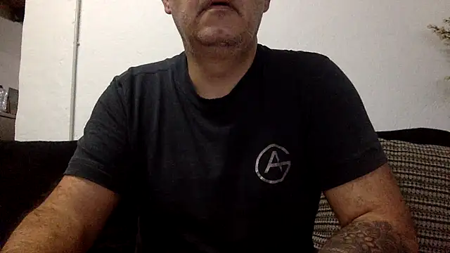 futbolin94's cam snapshot