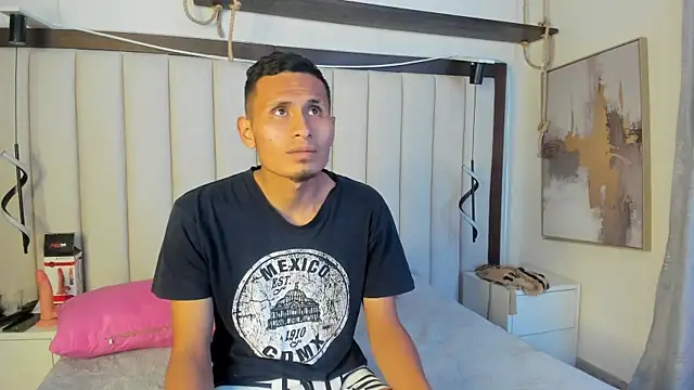 Ela_Sammy's cam snapshot