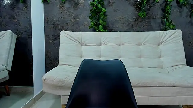 alice_greco's cam snapshot