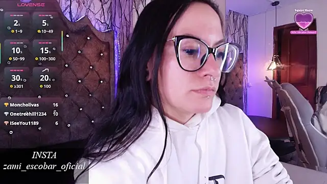 Zami_Escobar_of's cam snapshot