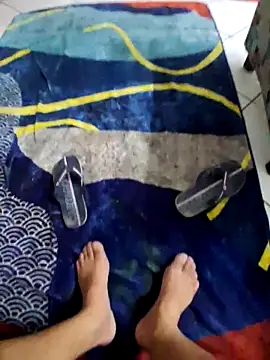 Knowing_Volley's cam snapshot