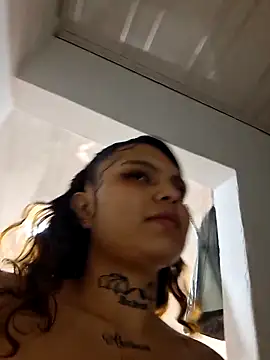 Alis_1327 live sex cam