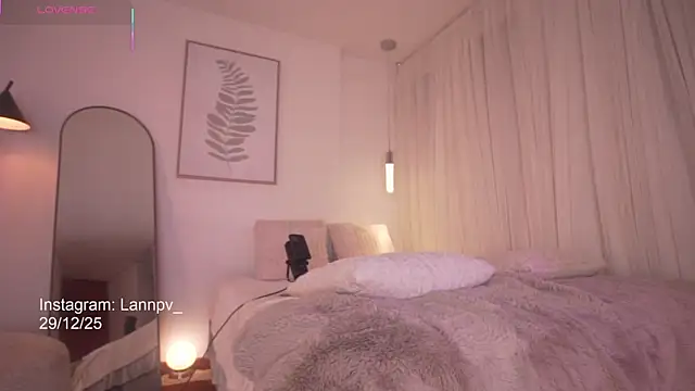 lanie__ live sex cam