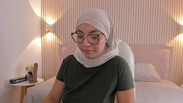 Sooffii_1 live sex cam