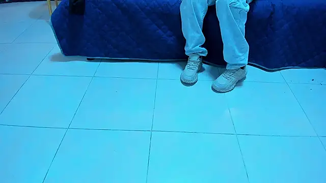 niko_cute18 live sex cam