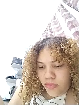 SirenRouge_69's cam snapshot