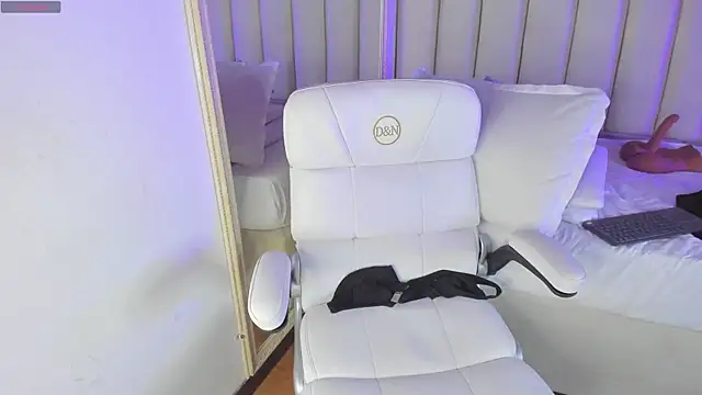 Pamela_Moreno_'s cam snapshot