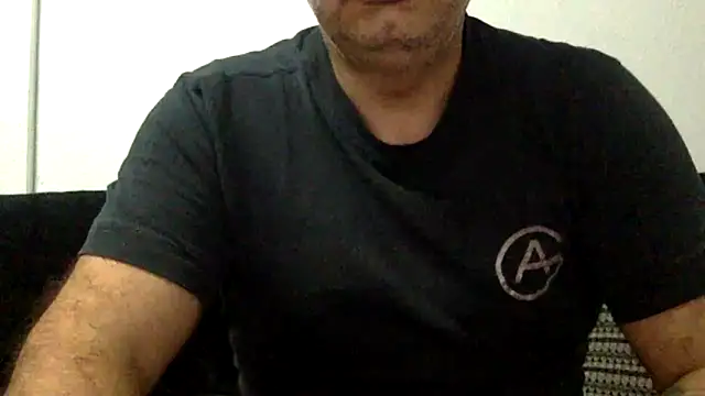 futbolin94's cam snapshot