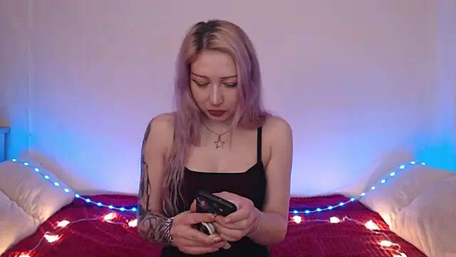 Emily_hardcore's cam snapshot