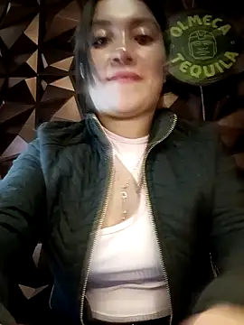 EllaCute_Young live sex cam