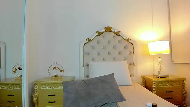 jessi_lopez45's cam snapshot