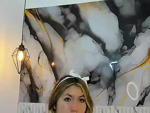 VioletaSweett1's cam snapshot