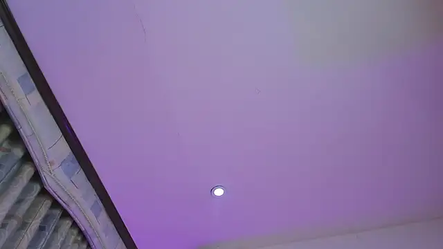 Quiinn_bx's cam snapshot