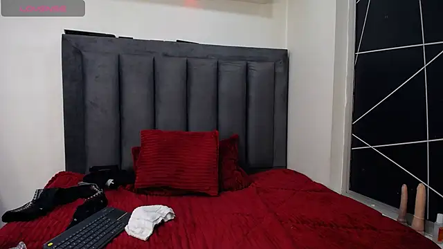 EmmaJhomson's cam snapshot