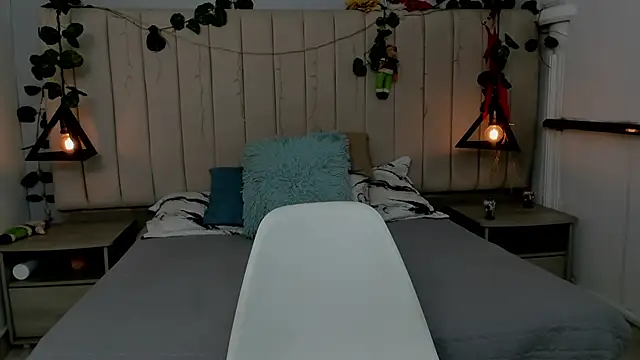 Paulina_Lopezz's cam snapshot