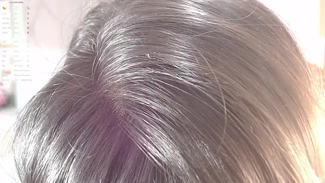 allyssa_bellini_s's cam snapshot