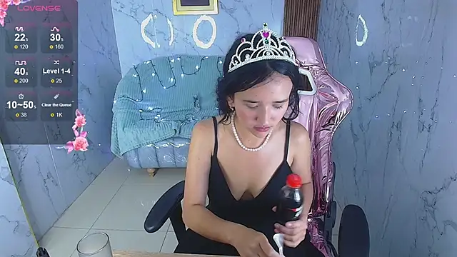 bella_vibess_s's cam snapshot