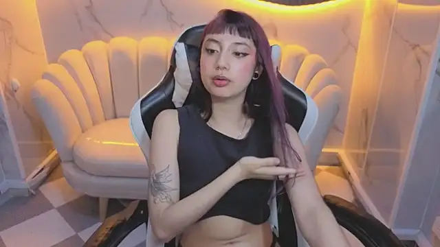 Lunara_b's cam snapshot