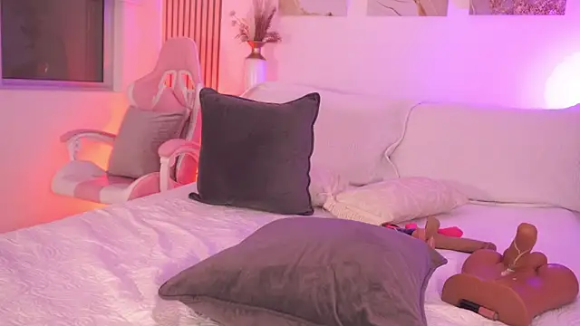 LillyThompson's cam snapshot