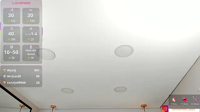 Viollet_xoxo's cam snapshot