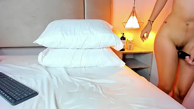 angelaG1's cam snapshot