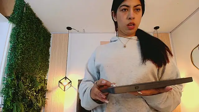 Cassie_bloom's cam snapshot